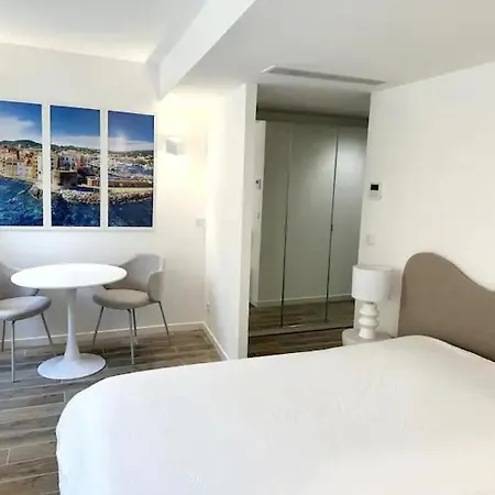 Magnifique 20m Du Port 15 Allard Apartment Saint-Tropez